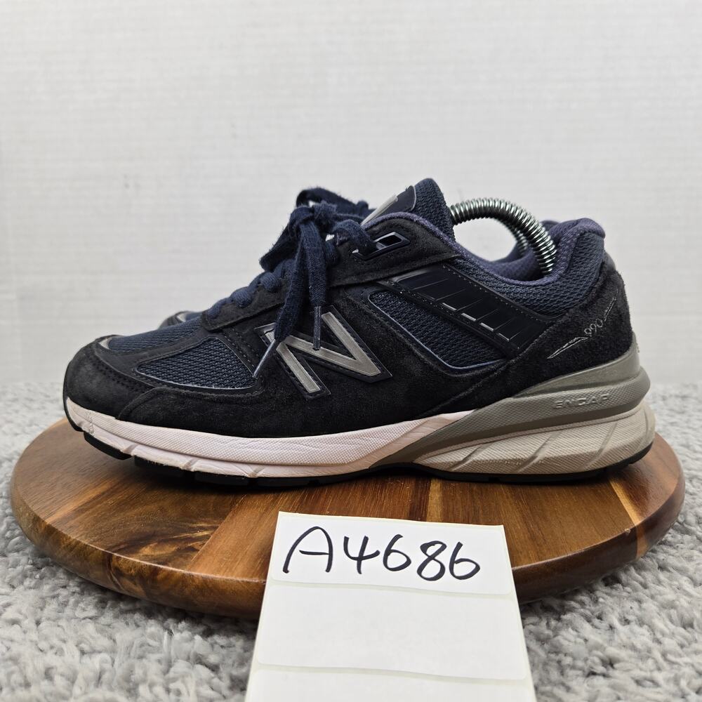 New Balance Womens 9B 990v5 Navy Suede Casual Lifestyle Daily Comfort Sneaker